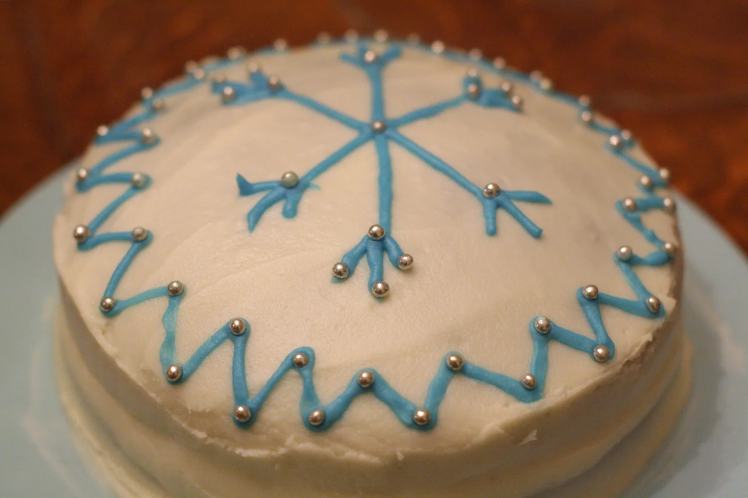 B16_Feb04_Snowflake_Cake.jpg
