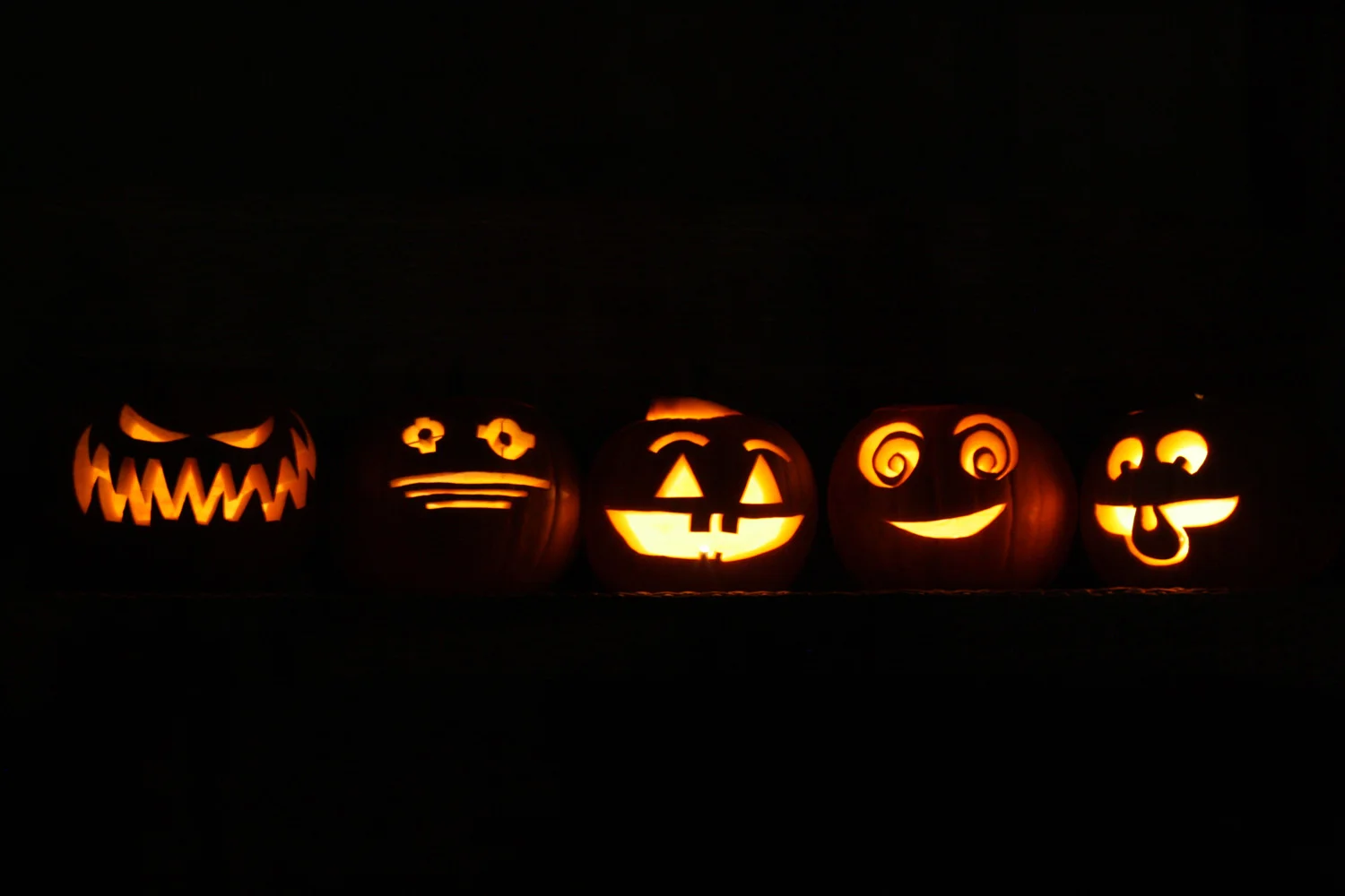 B15_Oct13_Carving_Pumpkins_2015_19.jpg