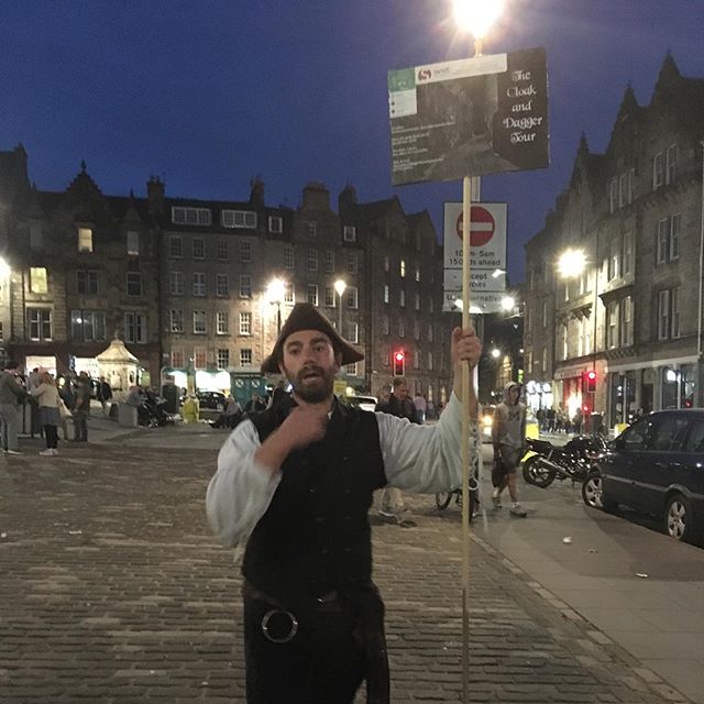 Our trusty guide Will on location 🔪💀🗡 come and find #thecloakanddaggertour  at the #grassmarket before he&rsquo;s gone!! 2 days left to catch us!!! 👀💥🔥🔥🌪⚡️🎭 as heard on #bbcradio5 !!!! #edfringe #edfringe2018 #intotheunknown #cloakanddaggers