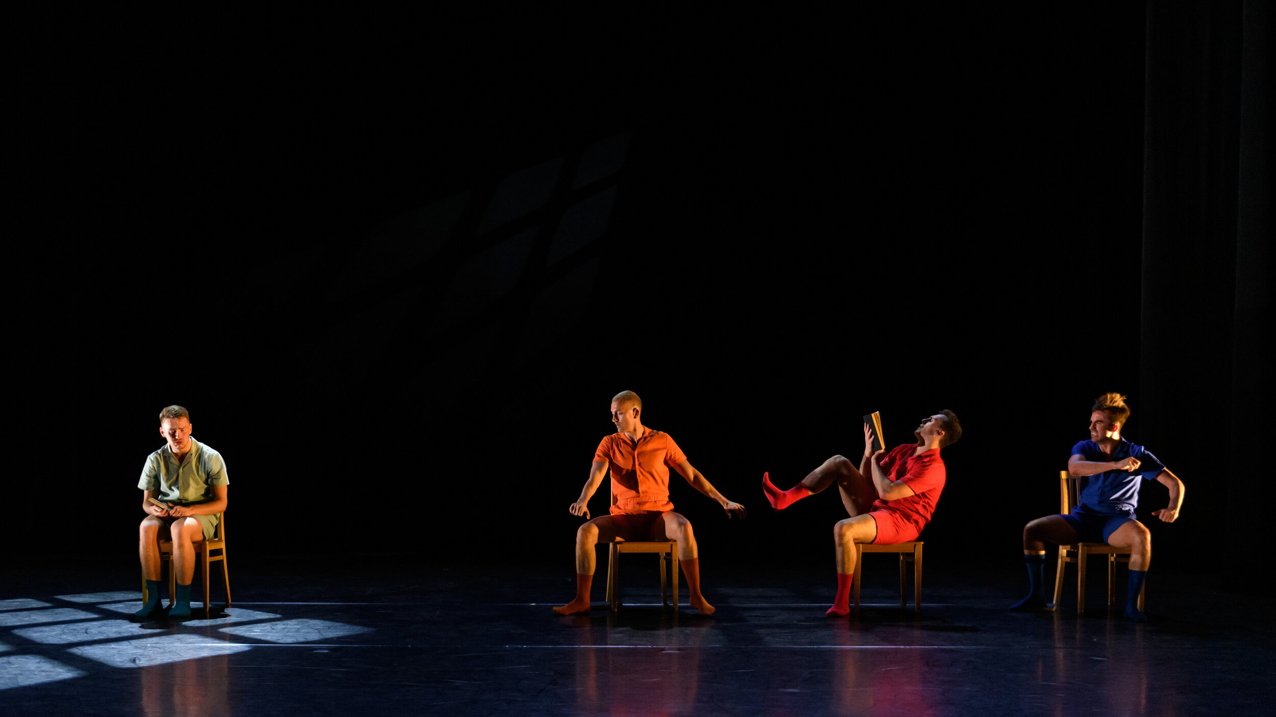 20191009_DeafMenDancing_Time_LabanTheatre_PressRes_©JaneHobson_JHO_8298.jpg