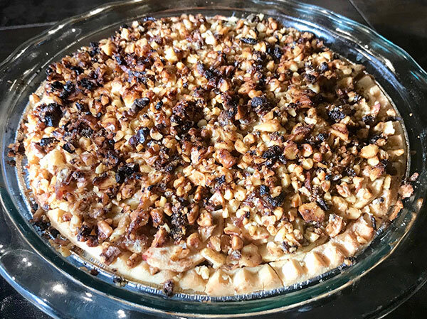 Recipe: Apple Pie with Walnut-Date Topping