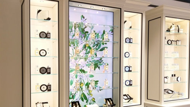 Jo+Malone+Interactive+Retail+Display.jpg