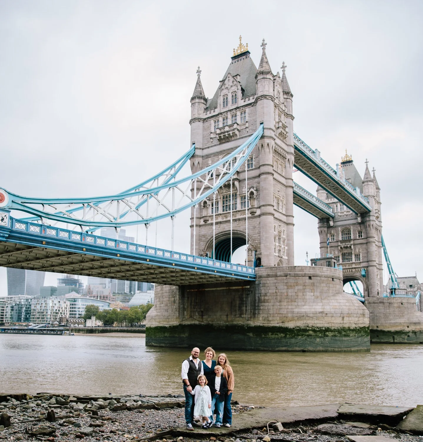 London Family Photoshoot under Tower Bridge