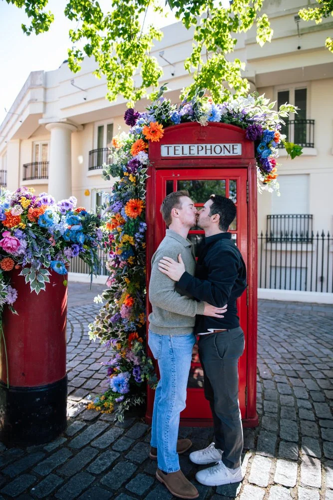 Couple kiss after Romantic Proposal Photoshoot in London
