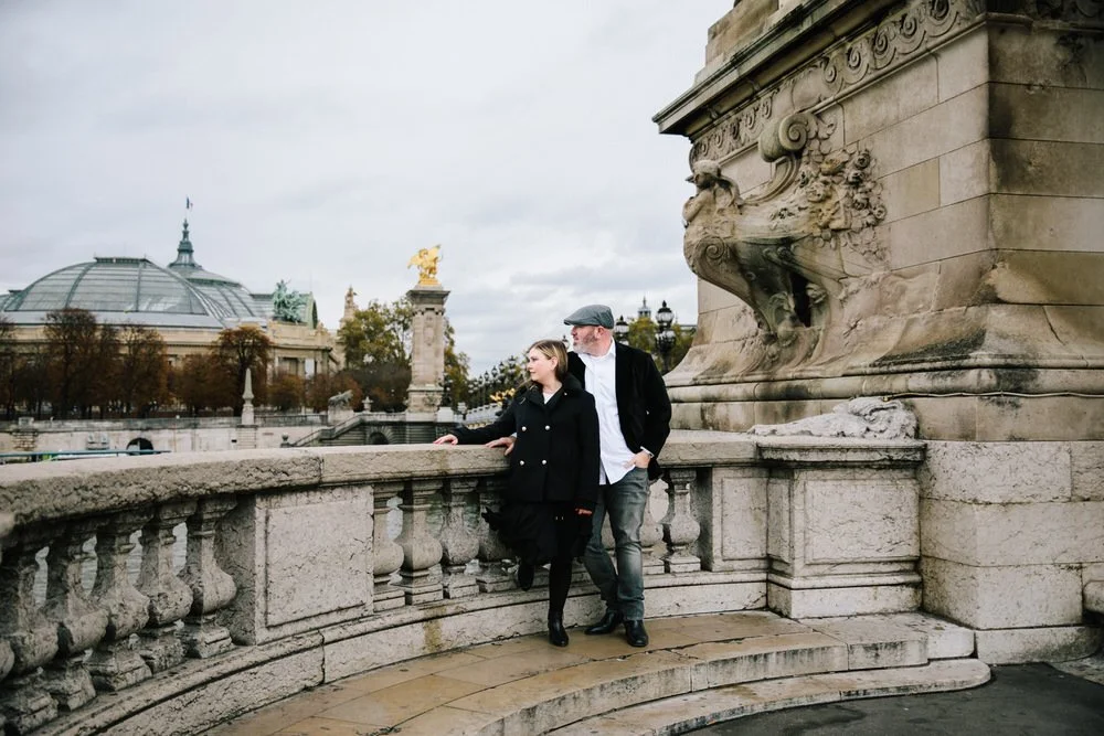 A couple's holiday photoshoot in London AND Paris | Vacation Photographer