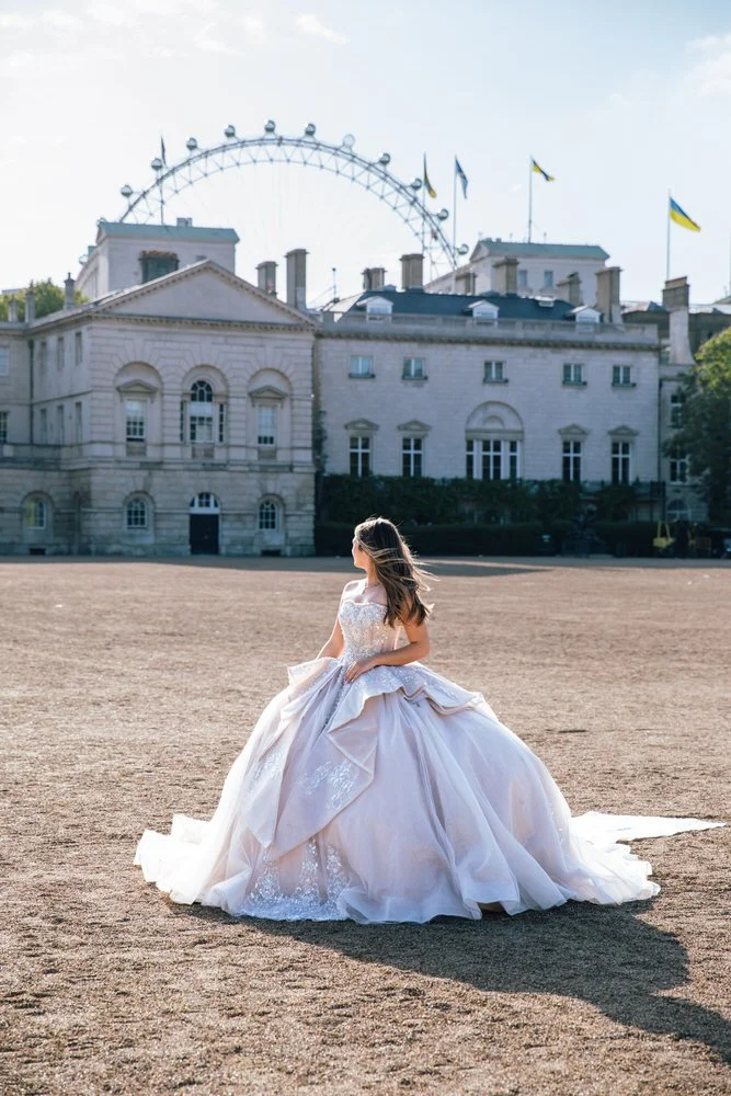 QuinceañerainLondon.jpg