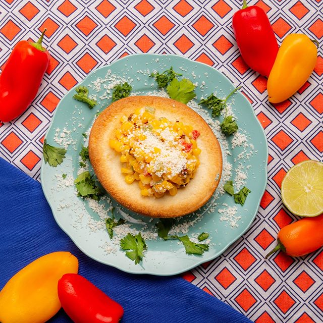 Who else likes playing with their food? 🙋 Try sprinkling this tasty corn salsa on your Southwest Chicken pie as a fresh and flavorful topping! 🌽🧀Corn Salsa &amp; Cotija Cheese recipe:
1c. Corn
1/4c. Red Onion
1/2c. Tomatoes
Squeeze of Lime, Sprink