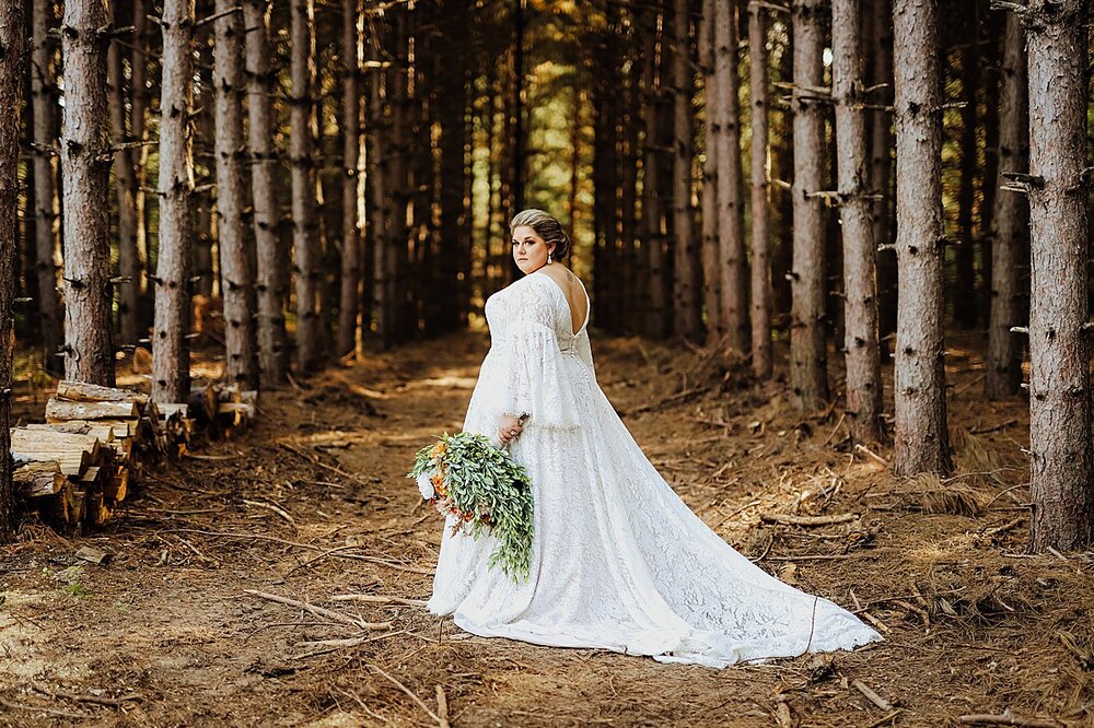 bride-at-the-barn-on-95.jpg