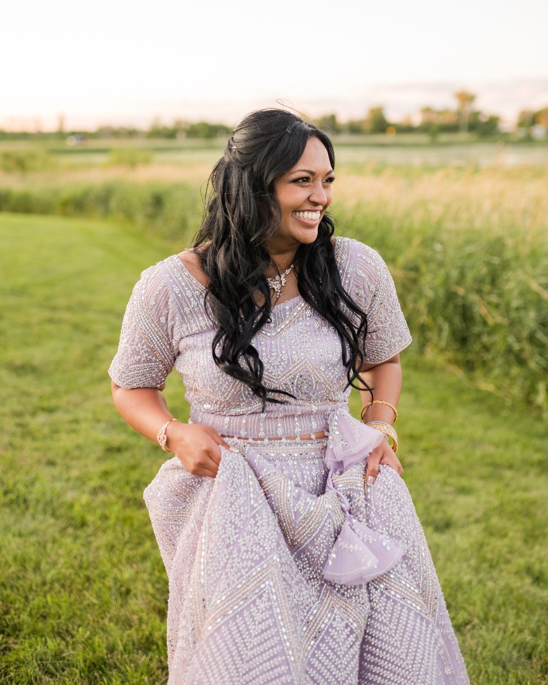 This is what ease looks like. No heavy glam, no overdone styling. Just luminous skin, effortless texture, and our bride feeling amazing in every frame. 🌿

Ready to look and feel this good? We&rsquo;ve got you.

Makeup #LHNArtistAshlee
Hair #LHNArtis