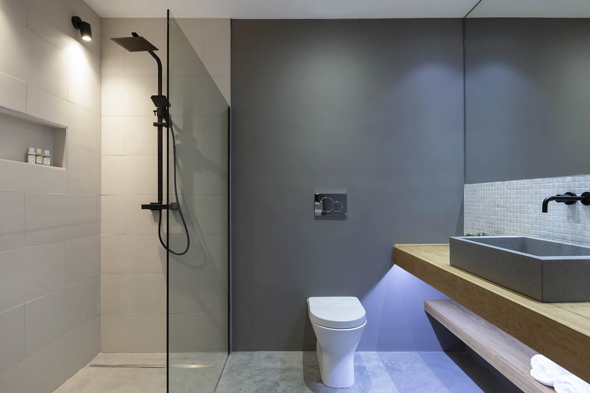  Spa shower 