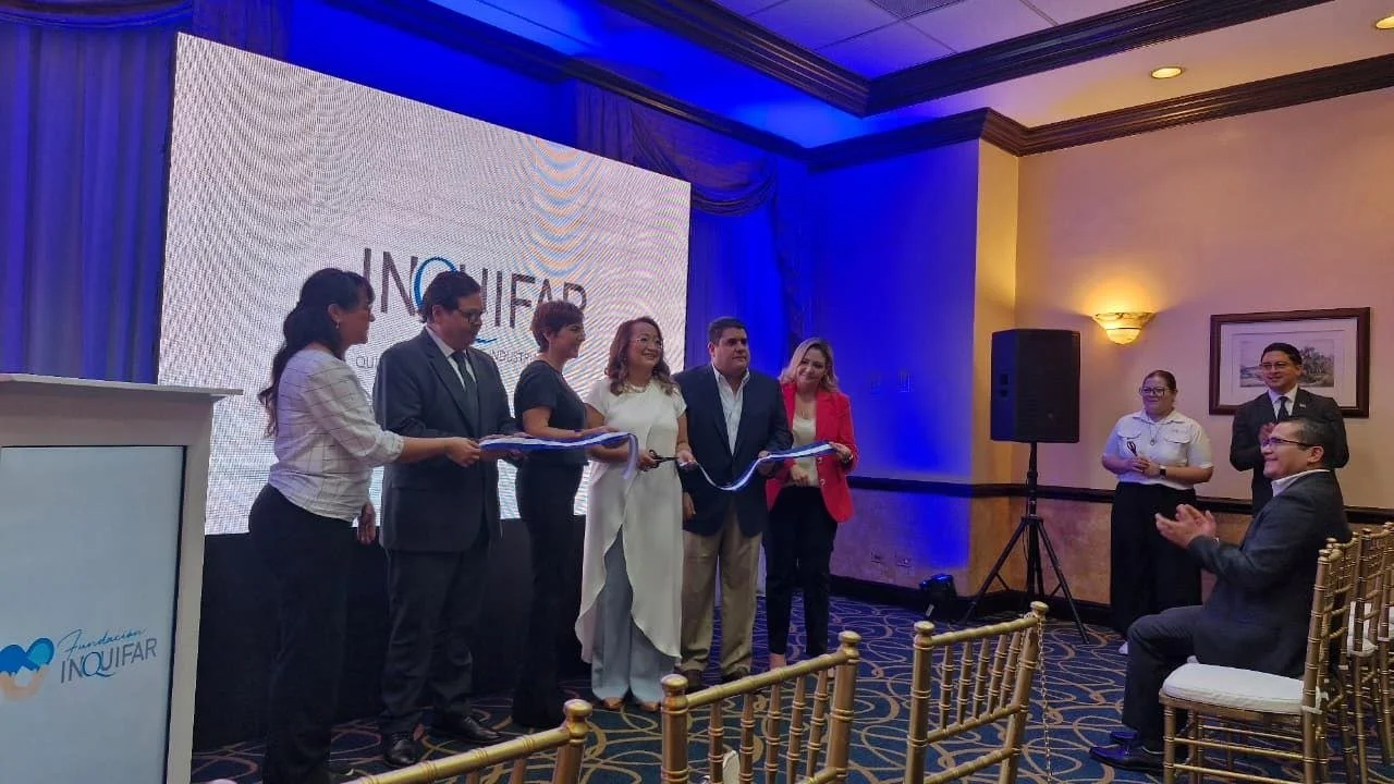 Desarrollo científico y social en El Salvador