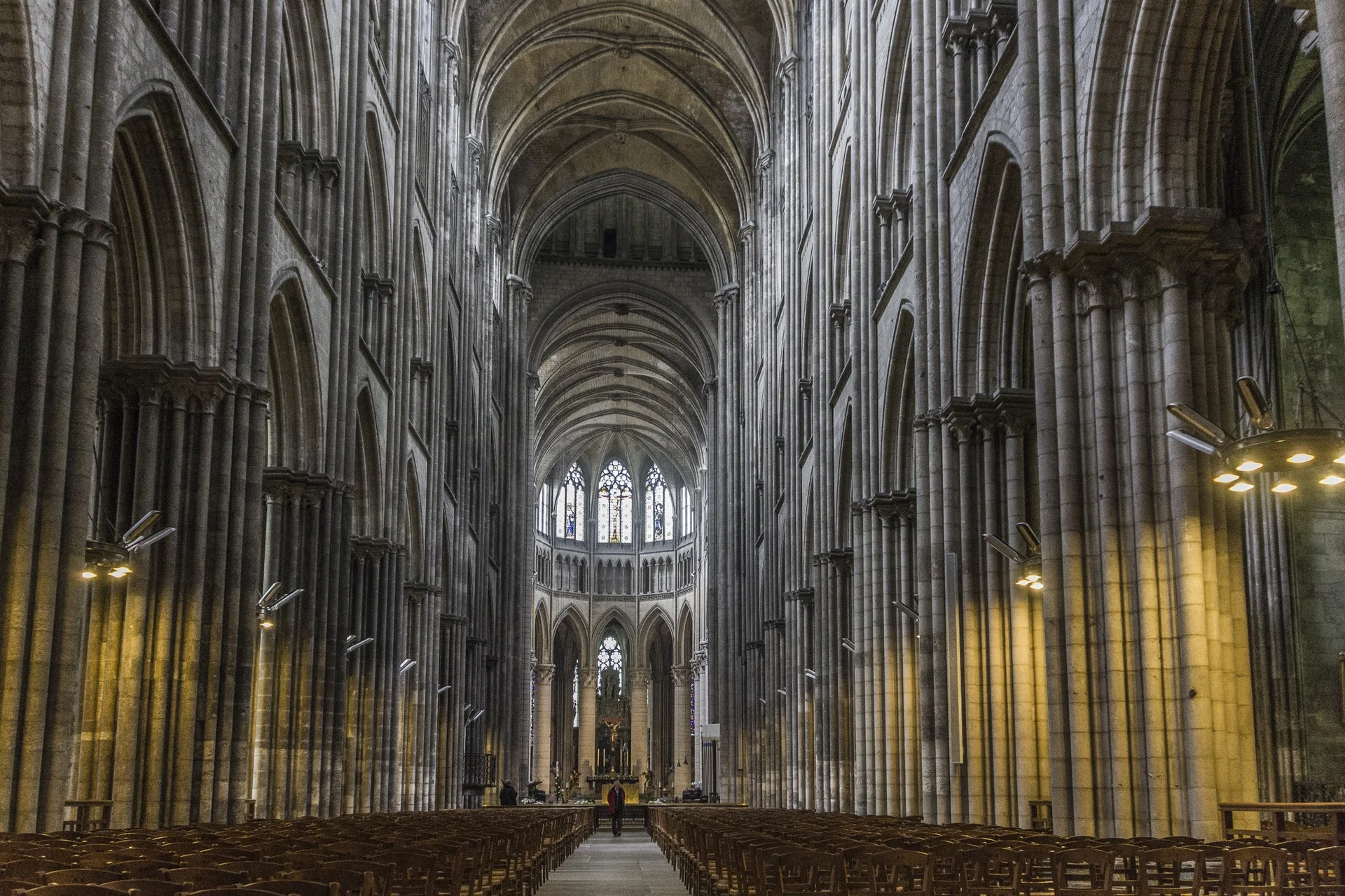 church-gothic-normandy-building-39658.jpeg