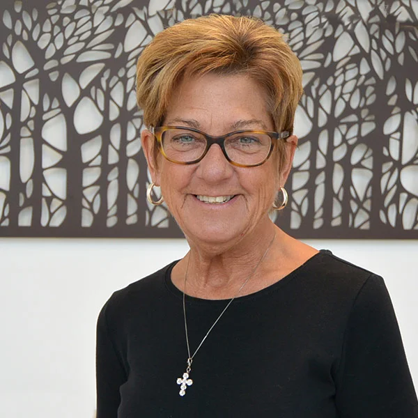 Randi Kwiatkowski Operations Team Member