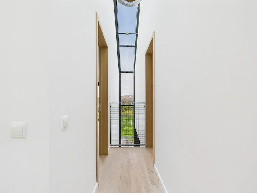 R-new-house-09.jpg