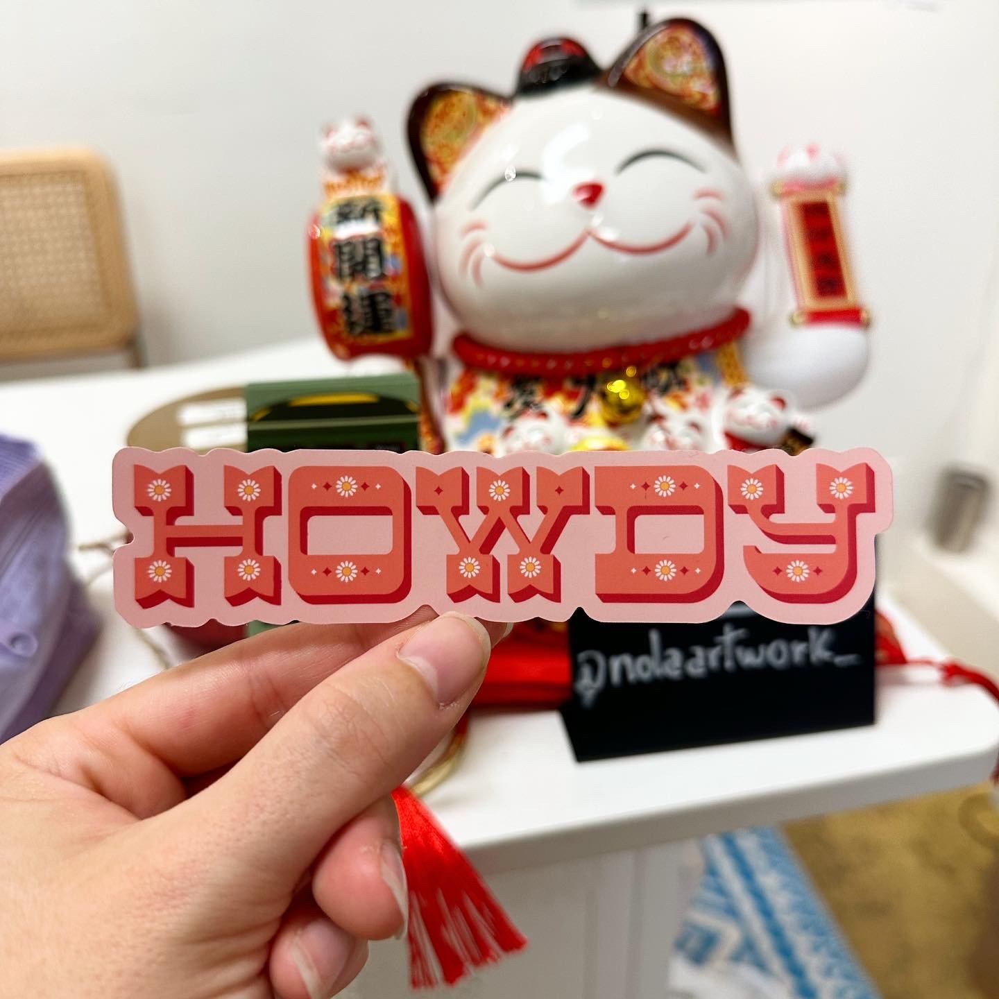 howdy_sticker2.JPG