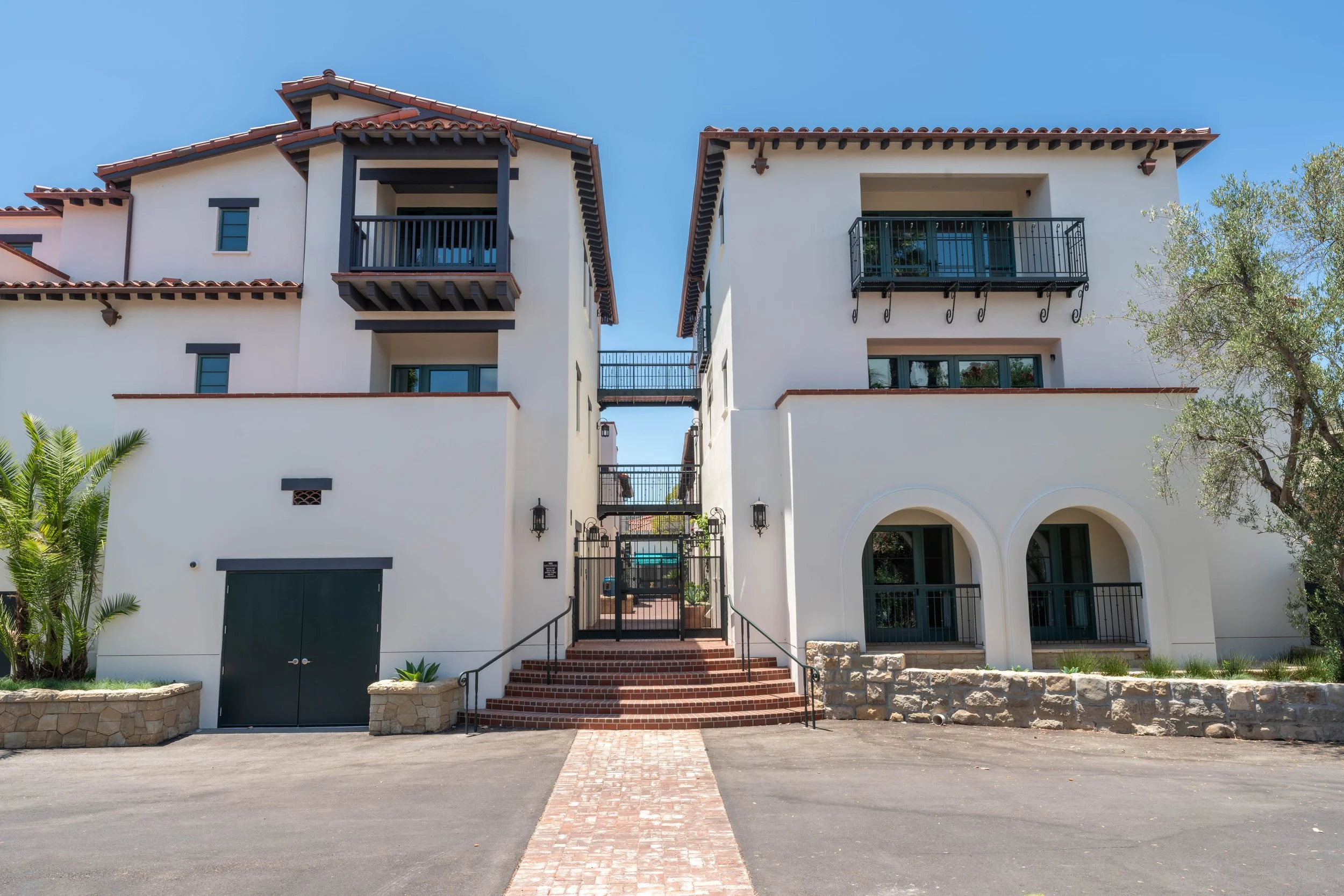 800 Santa Barbara Street, Santa Barbara, CA