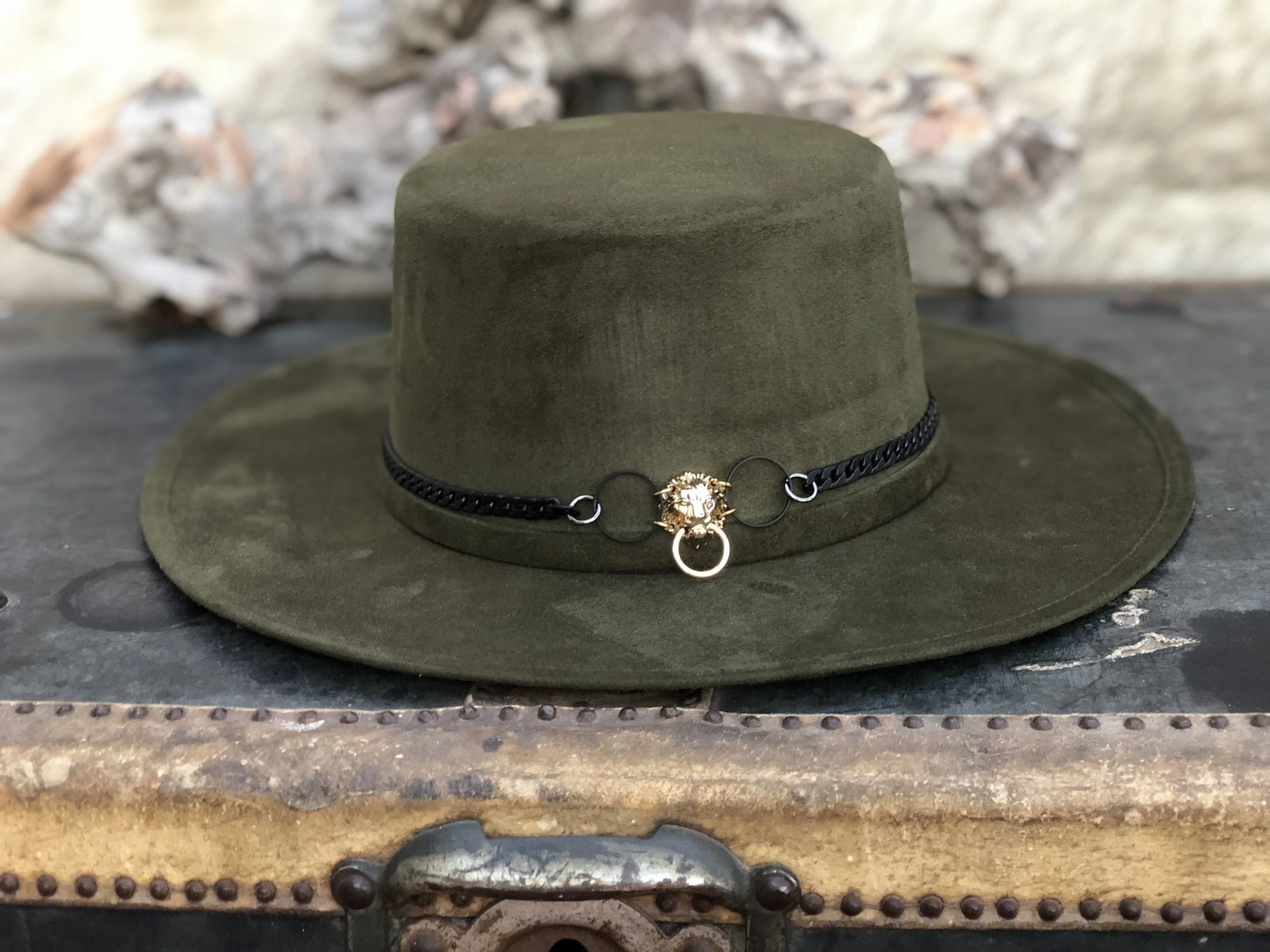 Olive Hat.jpg