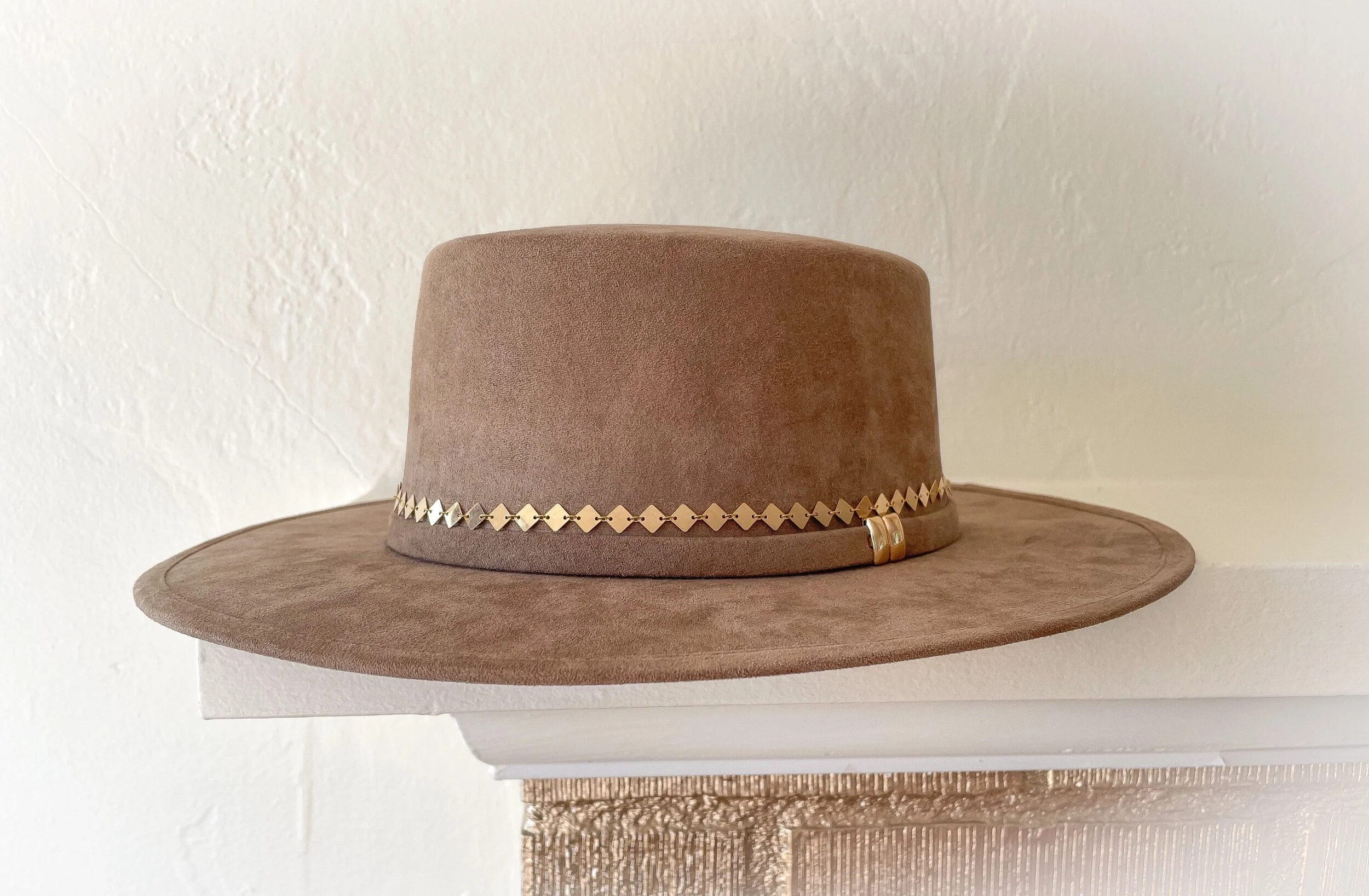 E126B7EB-458F-45E8-BC7D-F14B6474C6C8