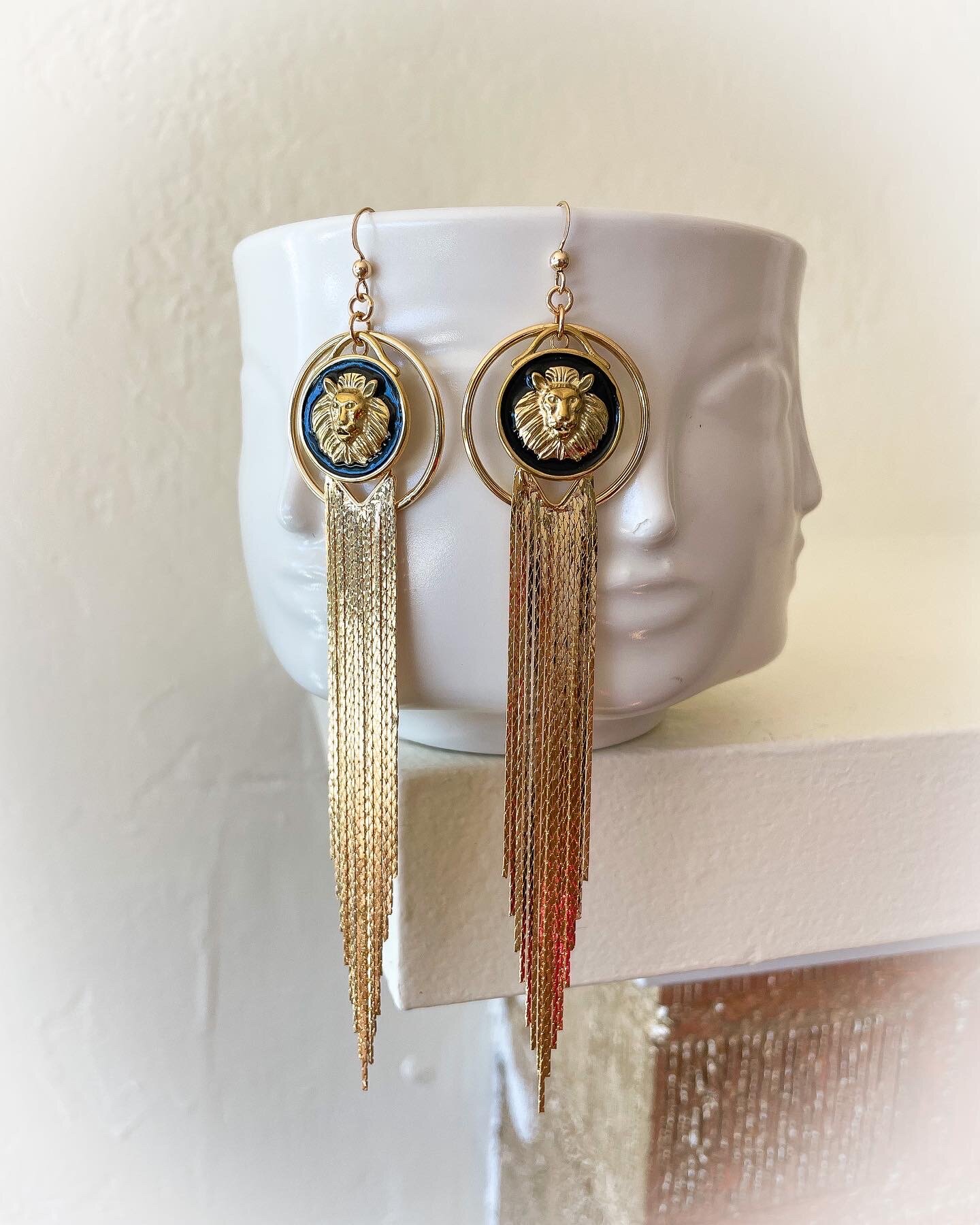 5E06C179-A0E3-4B42-ACC7-940956D72DB3