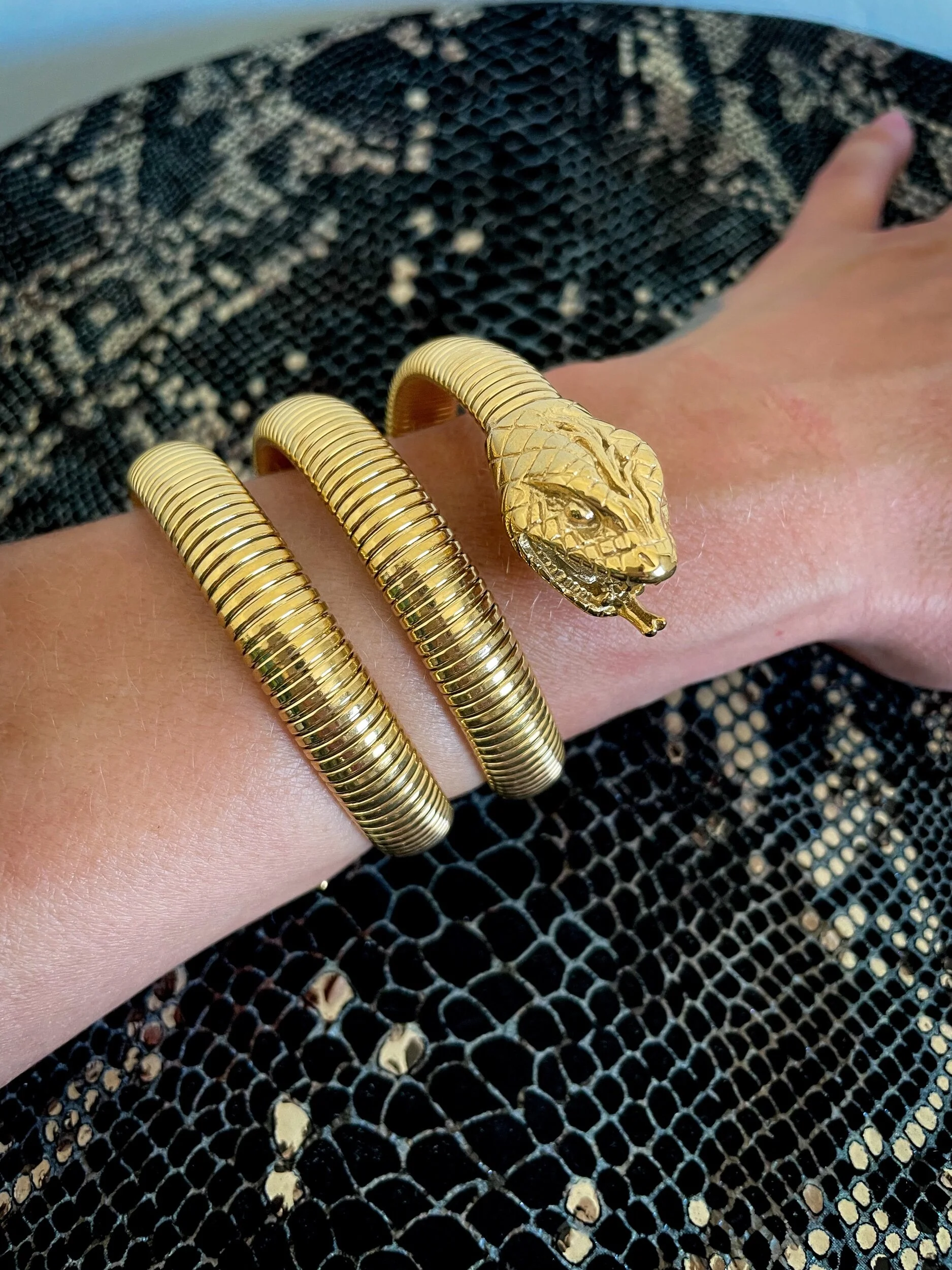 9BE48DFB-ECCB-4536-A816-2FAB0C0783D6