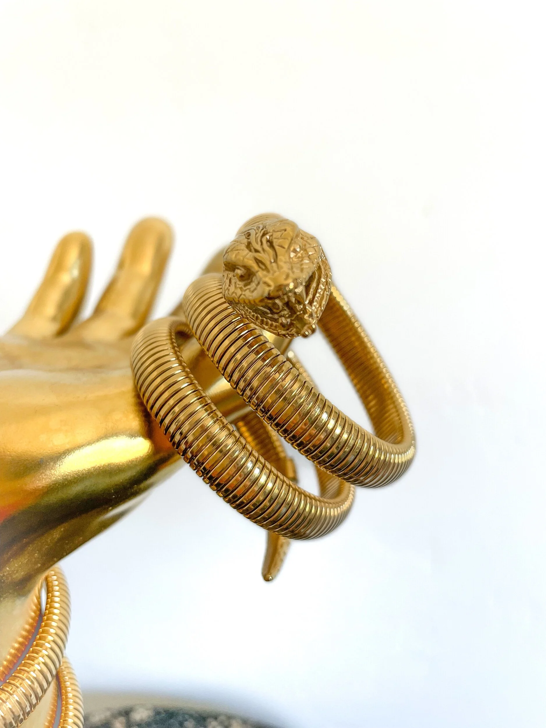 4080105E-CE2E-4F24-9F48-624ED7DEB49C