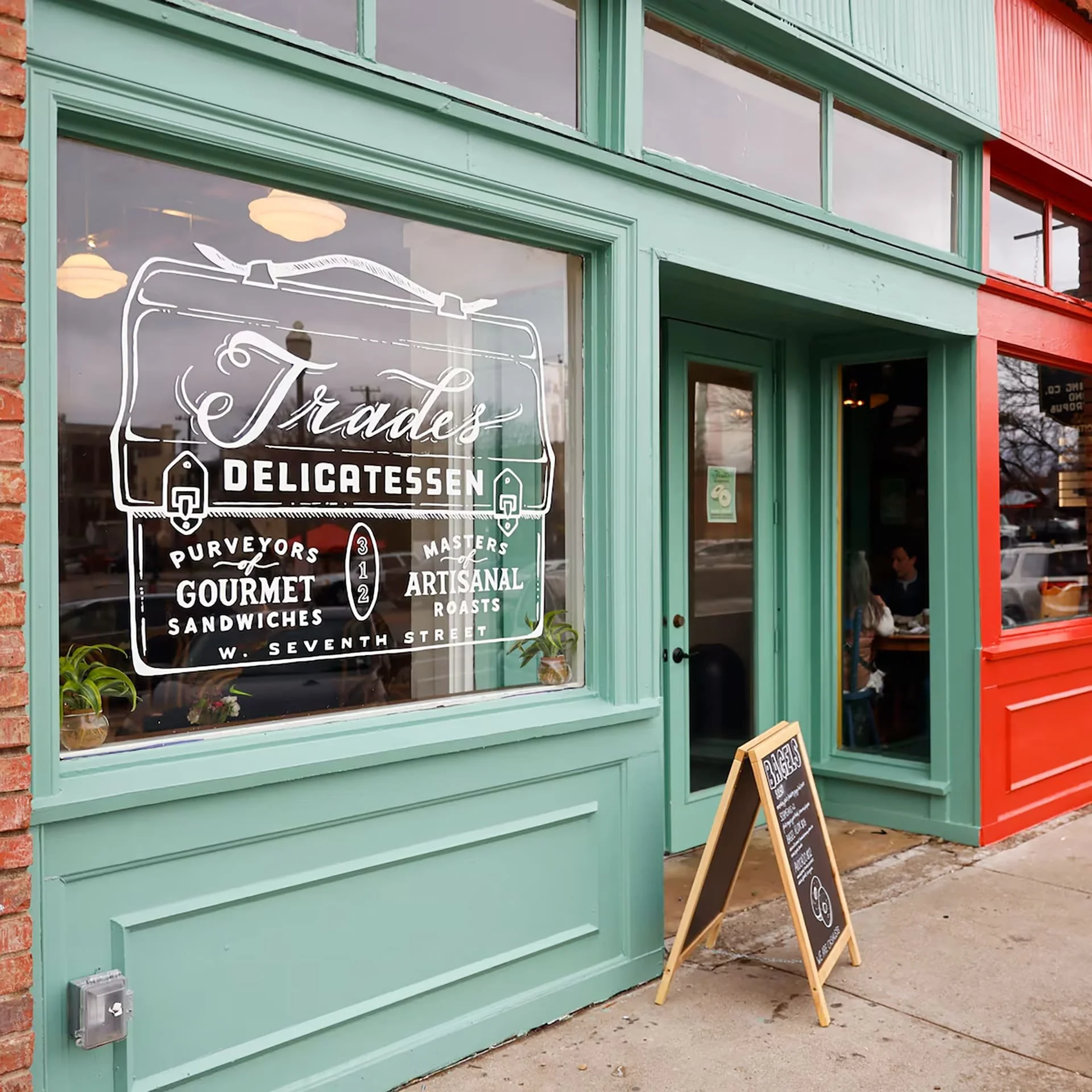 JaclynLeStudio_TradesDelicatessen00.jpg