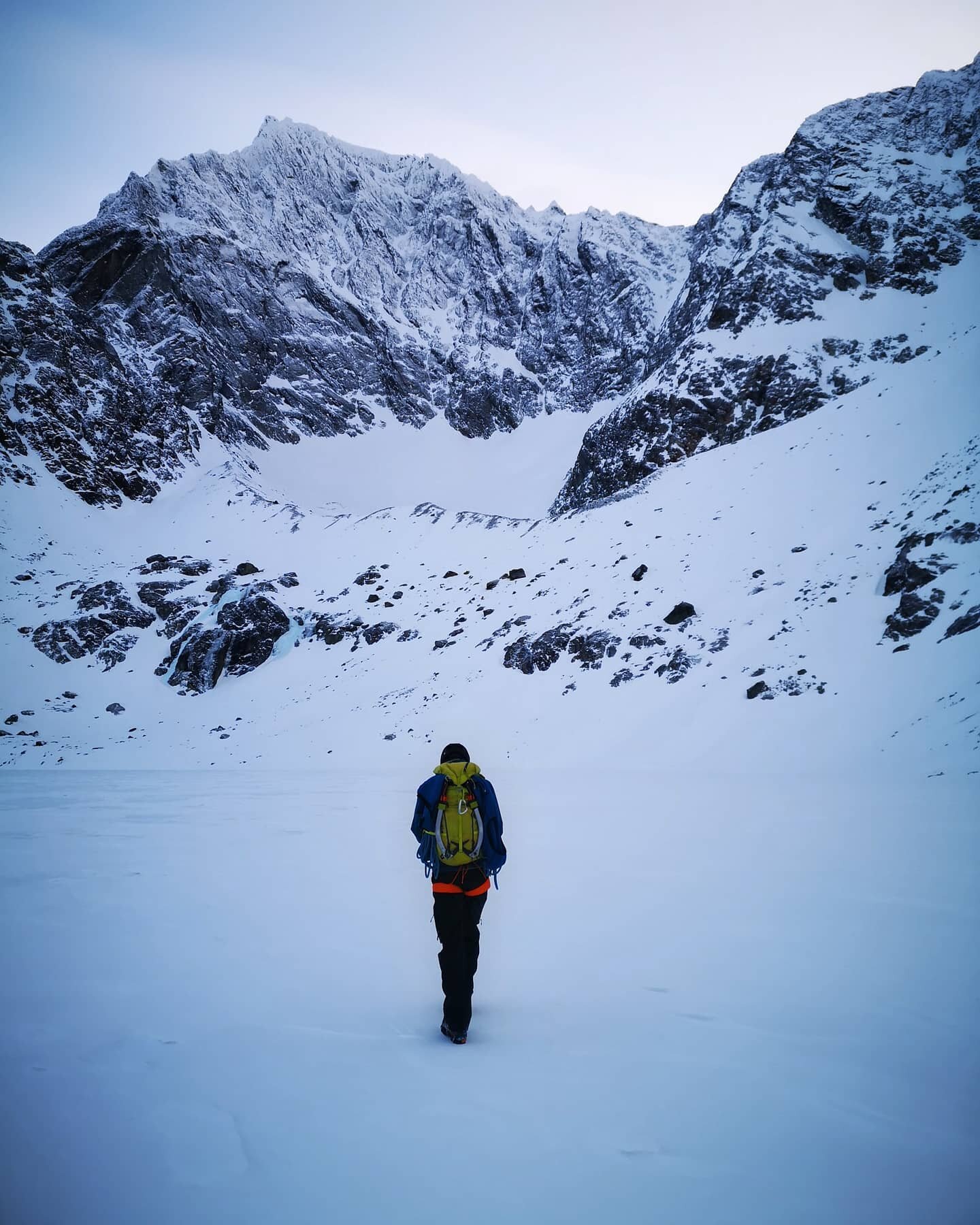 There are so many impressive mountains in this valley, even just walking through at ground level is exciting! 

The last time we entered this valley we faced 30 m/s wind and extreme cold and were turned back before starting the climb. 

This time we 