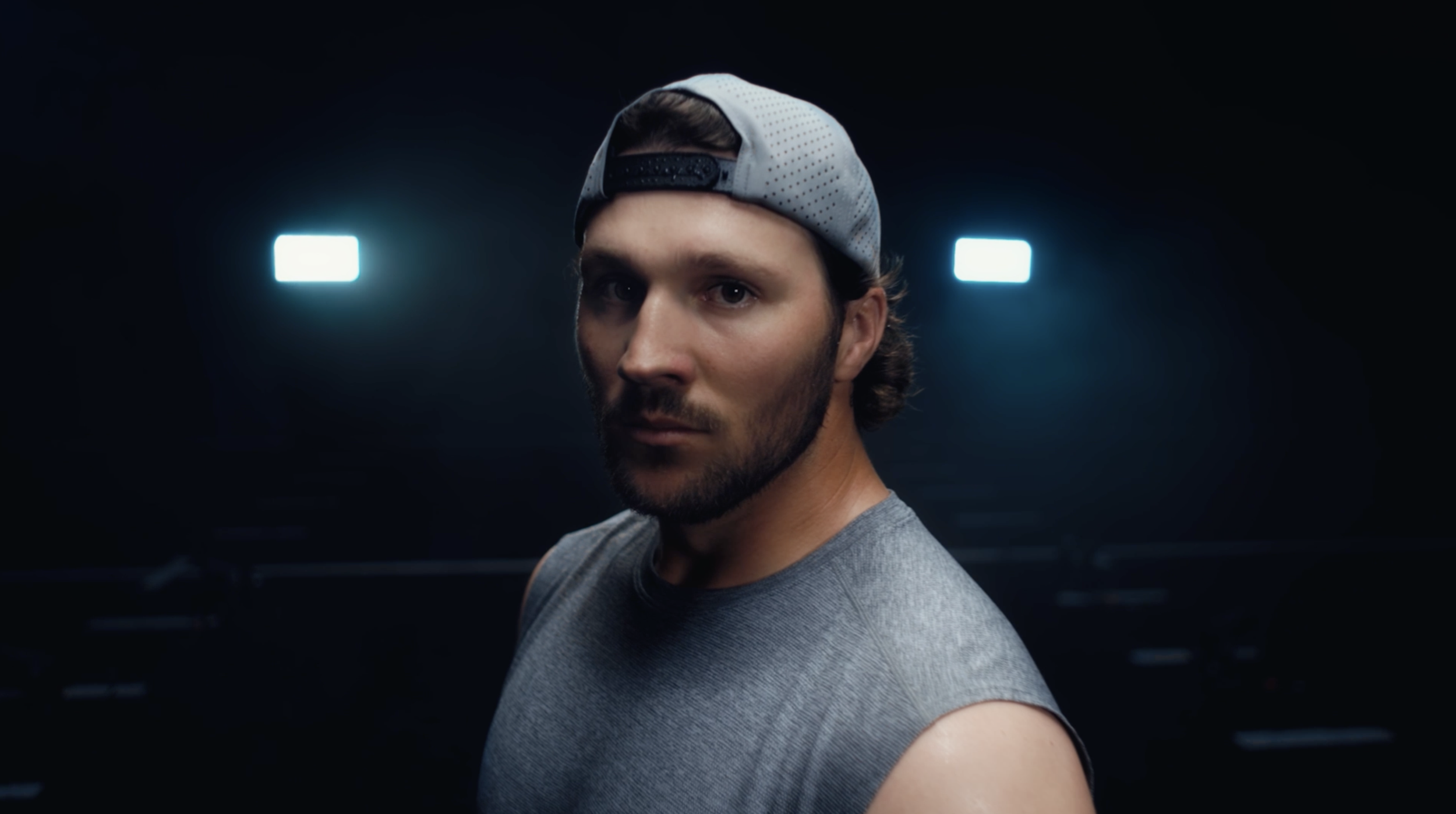 Theragun Pro w Josh Allen