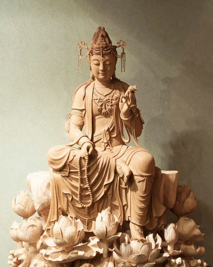 Many people are living under the influence of this I, my, me. They see in the world everywhere this I, my, me, when actually there is none. What do we see now? If we see things in front of us under the perspective of my opinion, my condition, we crea