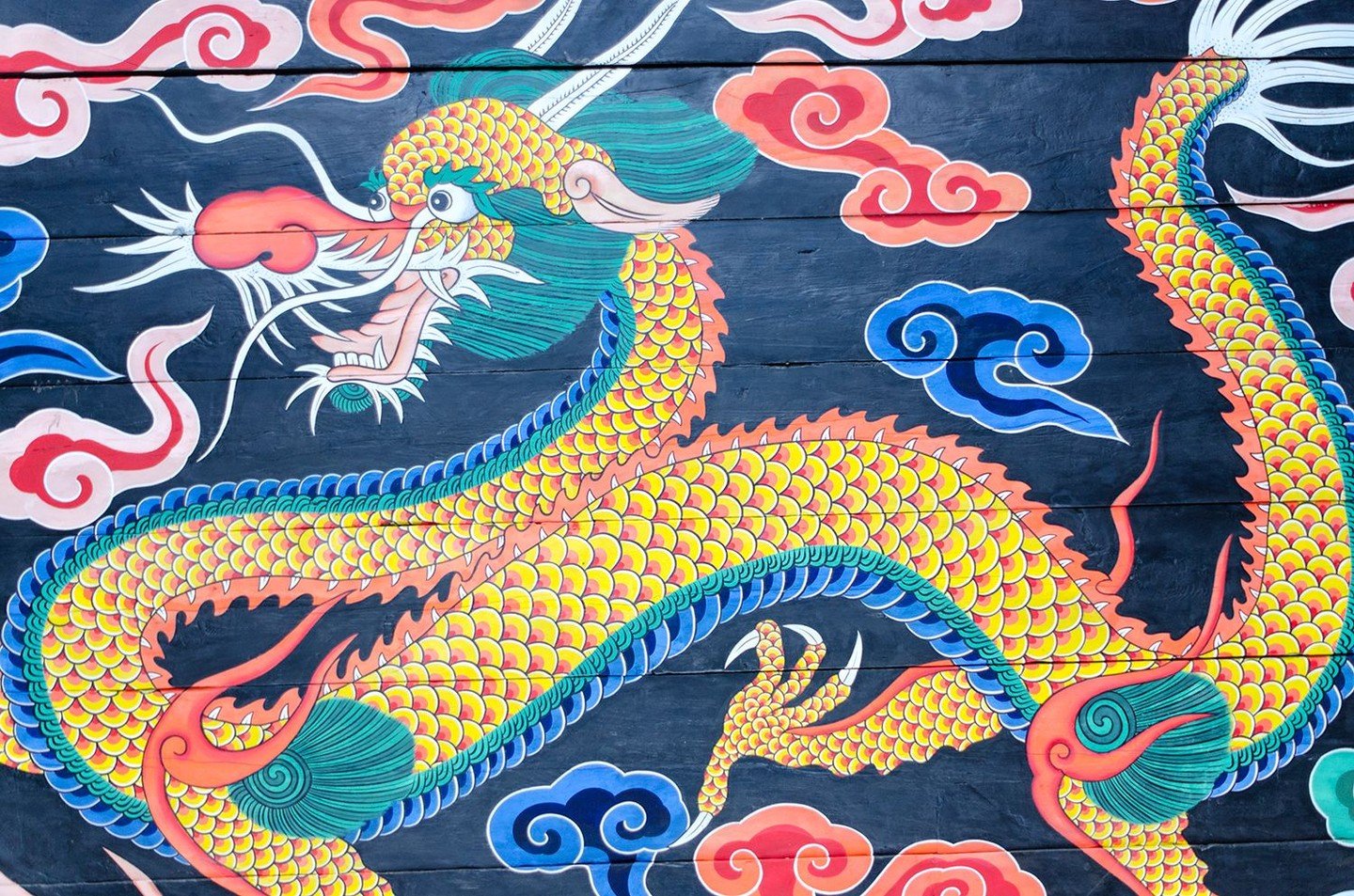 A long time ago in China, Zen Master Un Mun went into town one day with one of his monks. As they walked down the street, Un Mun looked ahead and saw a shop with a sign that read "Dragon&rsquo;s Treasure Chest."
On seeing the sign, Un Mun t