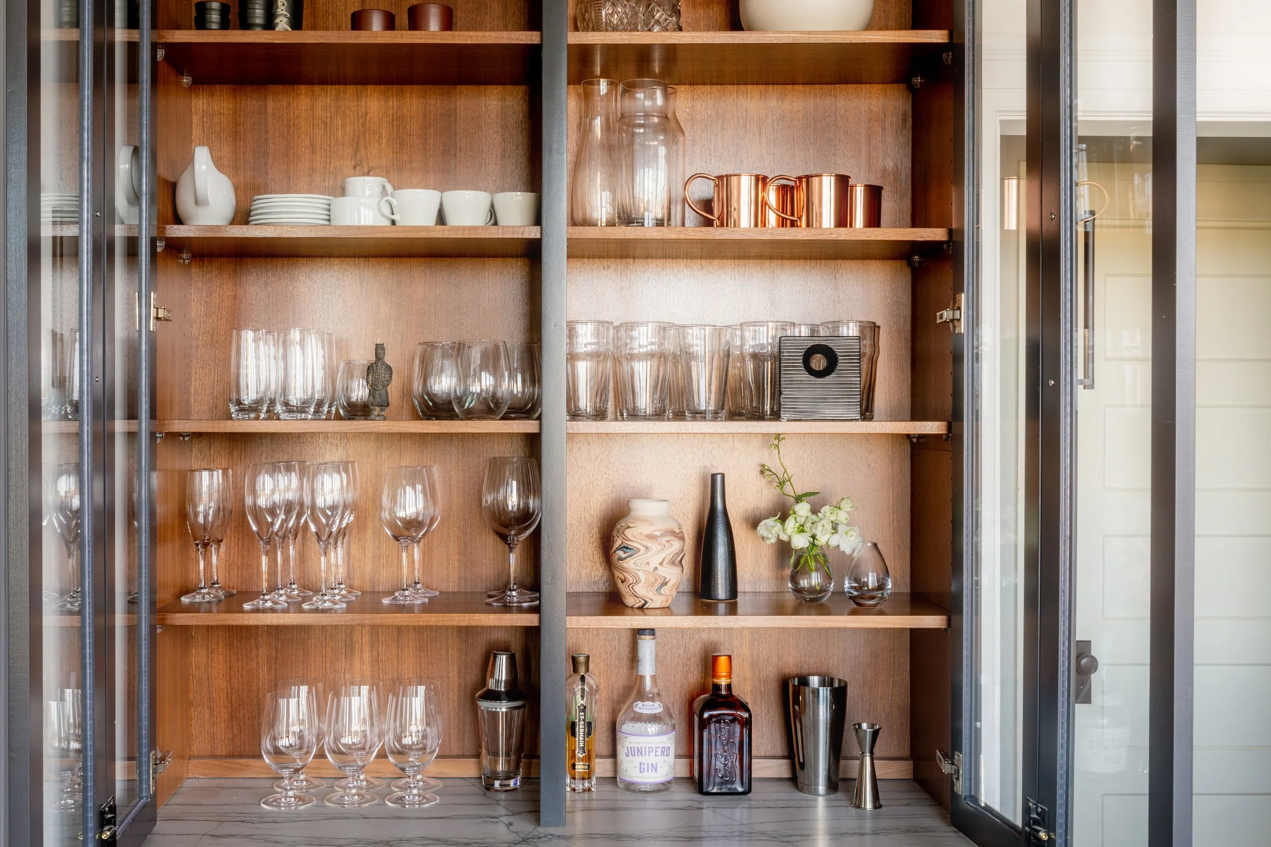 Cupboard 2.jpg