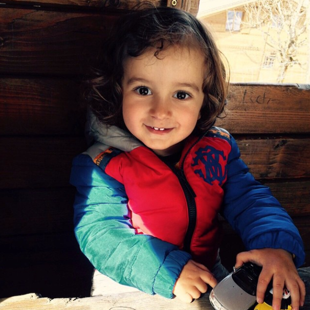 Speaking of them growing up and getting older, I cant believe my Niko will be 2 years old in 2 months... 2!!!!! It feels like just yesterday I was writing in my blog about my experience trying to conceive, and then finally having him... and now he's going to be 2. He seriously looks like a 3 year old.