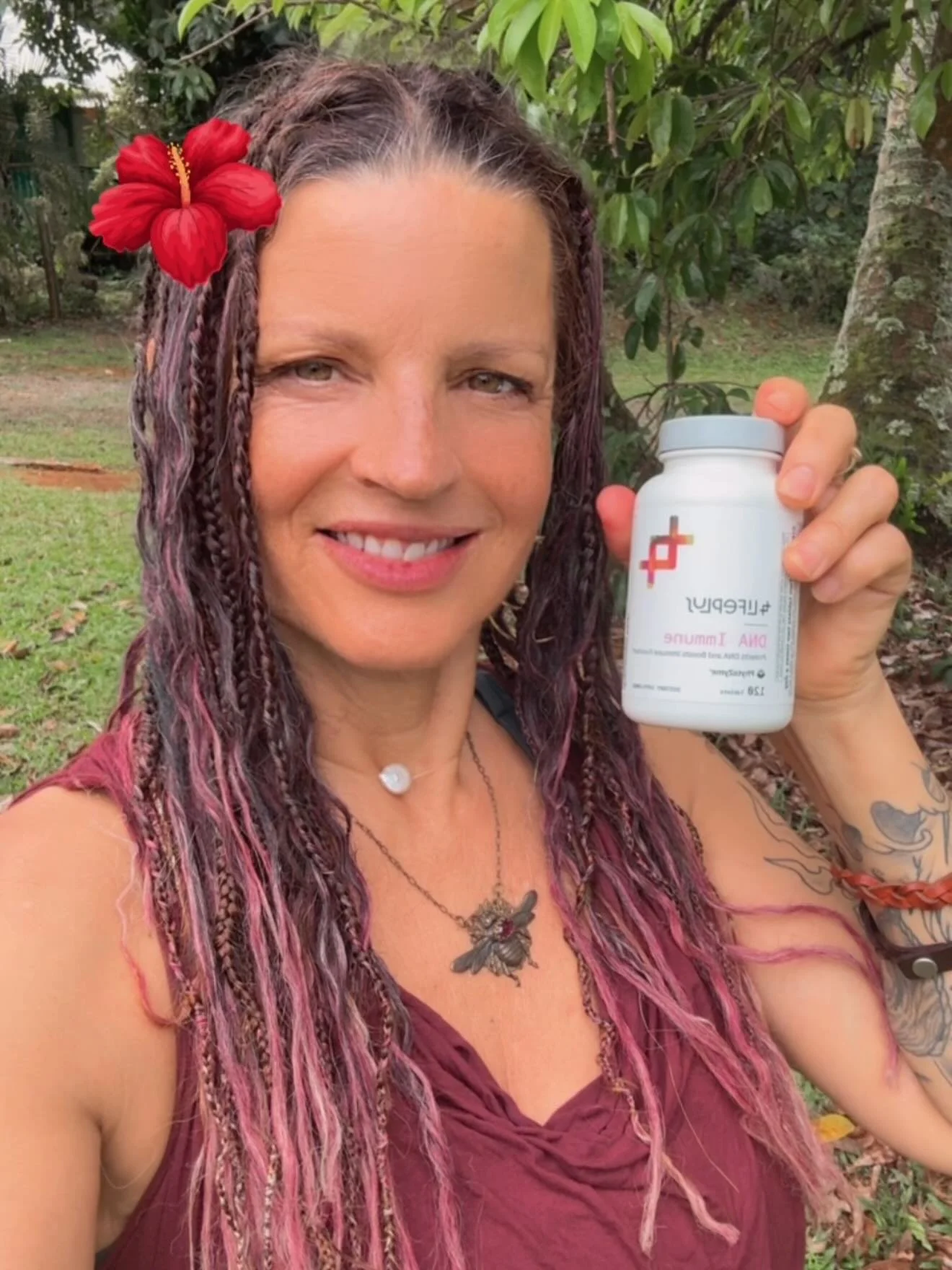 🌺 Many people have asked me how I&rsquo;ve stayed healthy through my experience with stage 4 cancer &amp; my miraculous recovery after being referred to Hospice with cancer through out my body in the winter of 2019. 

There are certain products I wa