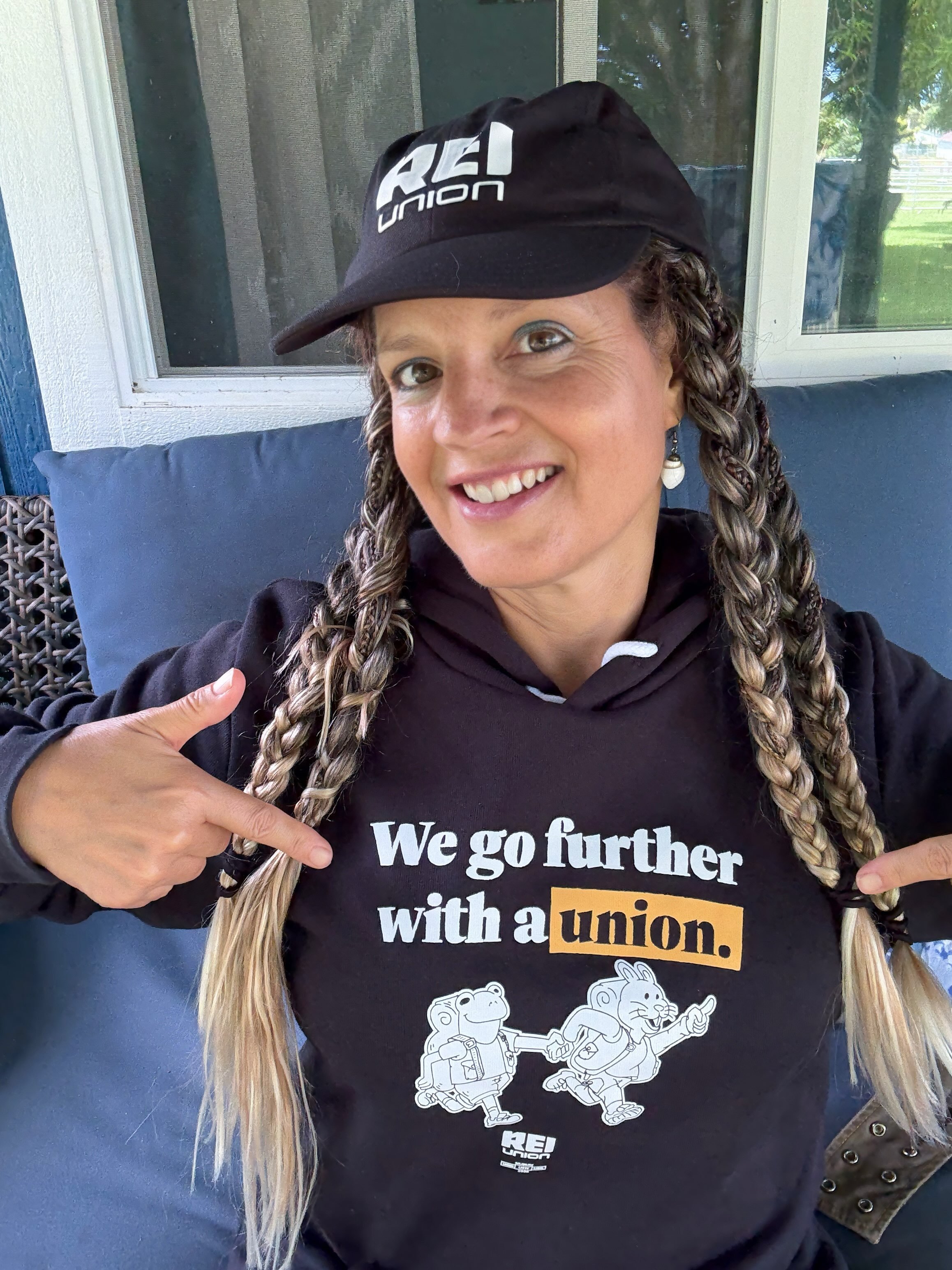 REI shoppers, please check this out &amp; follow @reiunion for more info‼️

I posted a reel a few months ago sharing about this topic. Thx update is that @reiunion is still working hard to union bust. Please check out the merchandise through their si