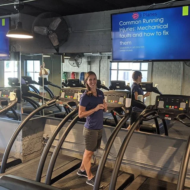 TBT to last Sunday when I was able to discuss common running injuries with a great group of people @runwithstride in Pasadena.  Thanks @leannepedante for helping set this fun event up.  If you need a great workout in the Pasadena area checkout Stride