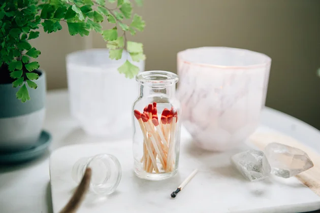 DIY // Matchstick Bottle 