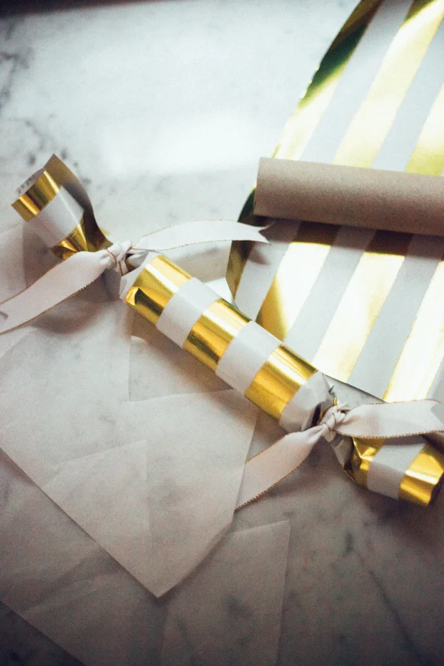 25th Day of Craftsmas // Christmas Crackers
