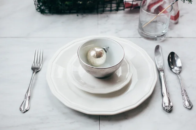 22nd Day of Craftsmas // A Simple Place Setting