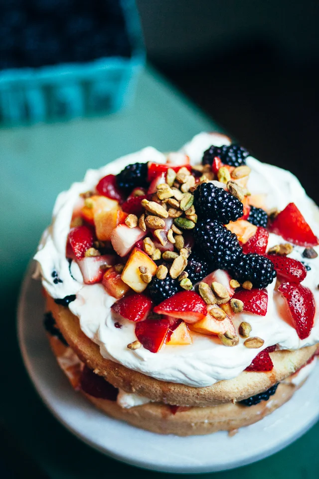 Eating In // Sponge Cake with Fresh Summer Fruit and Lavender Syrup 