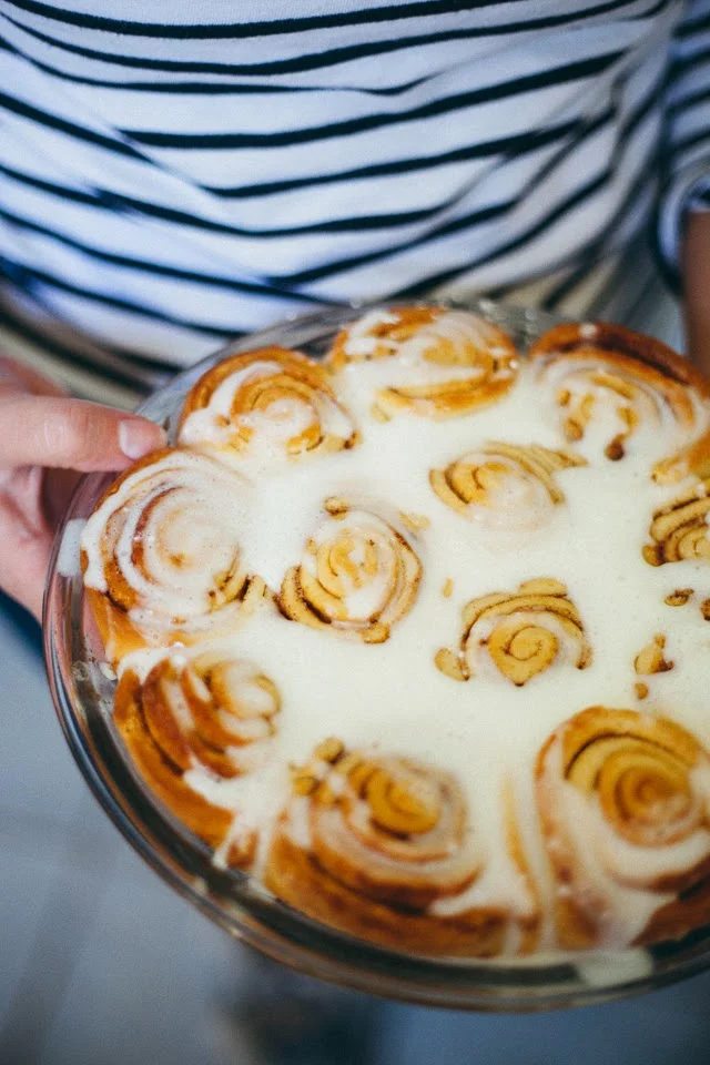 A Christmas Breakfast + Easy Cinnamon Rolls