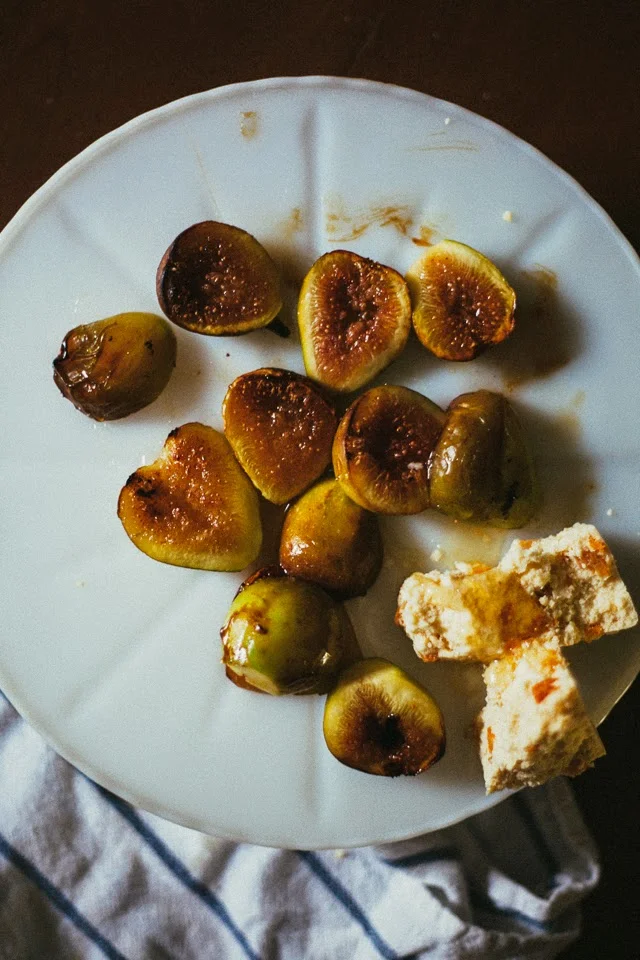 Eating In // Roasted Figs with Honey 