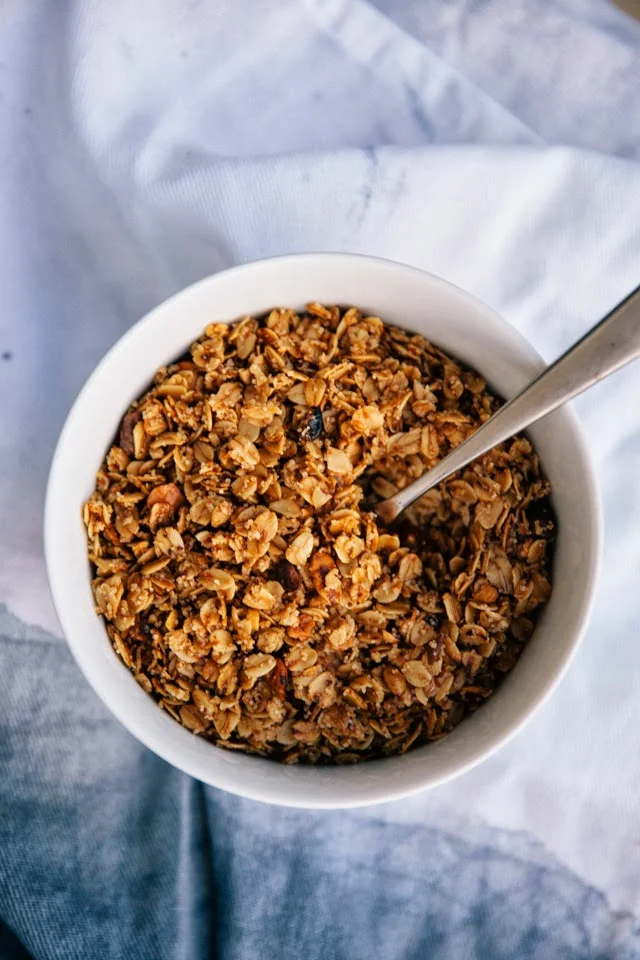 Eating In // Homemade Granola
