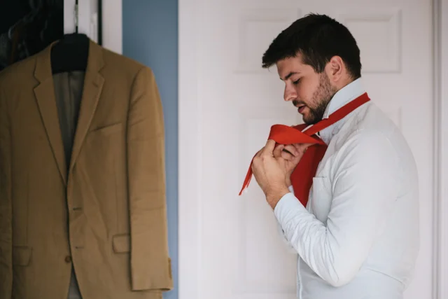 Men's Style Tie Series 02 // The Half Windsor 