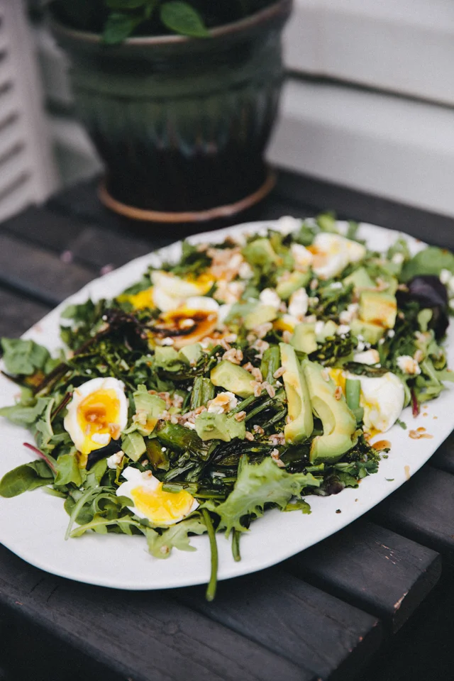 Eating In // Mixed Green Salad with Soft Boiled Eggs