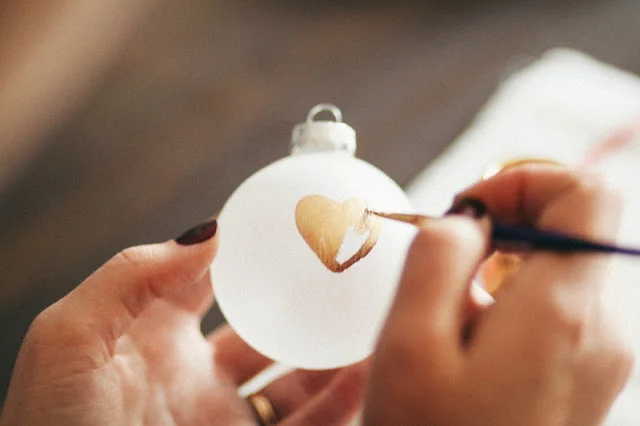 25 Days of Craftsmas: Heart of Gold Ornament