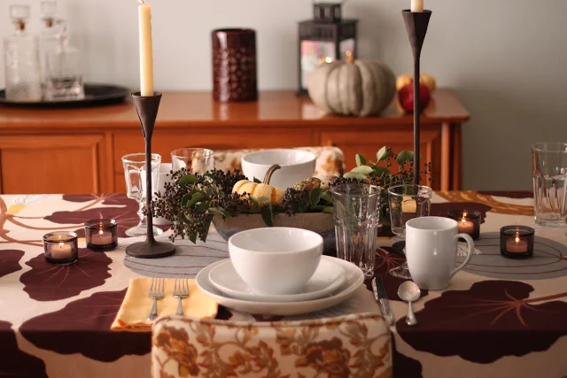 Thanksgiving Table No. 1