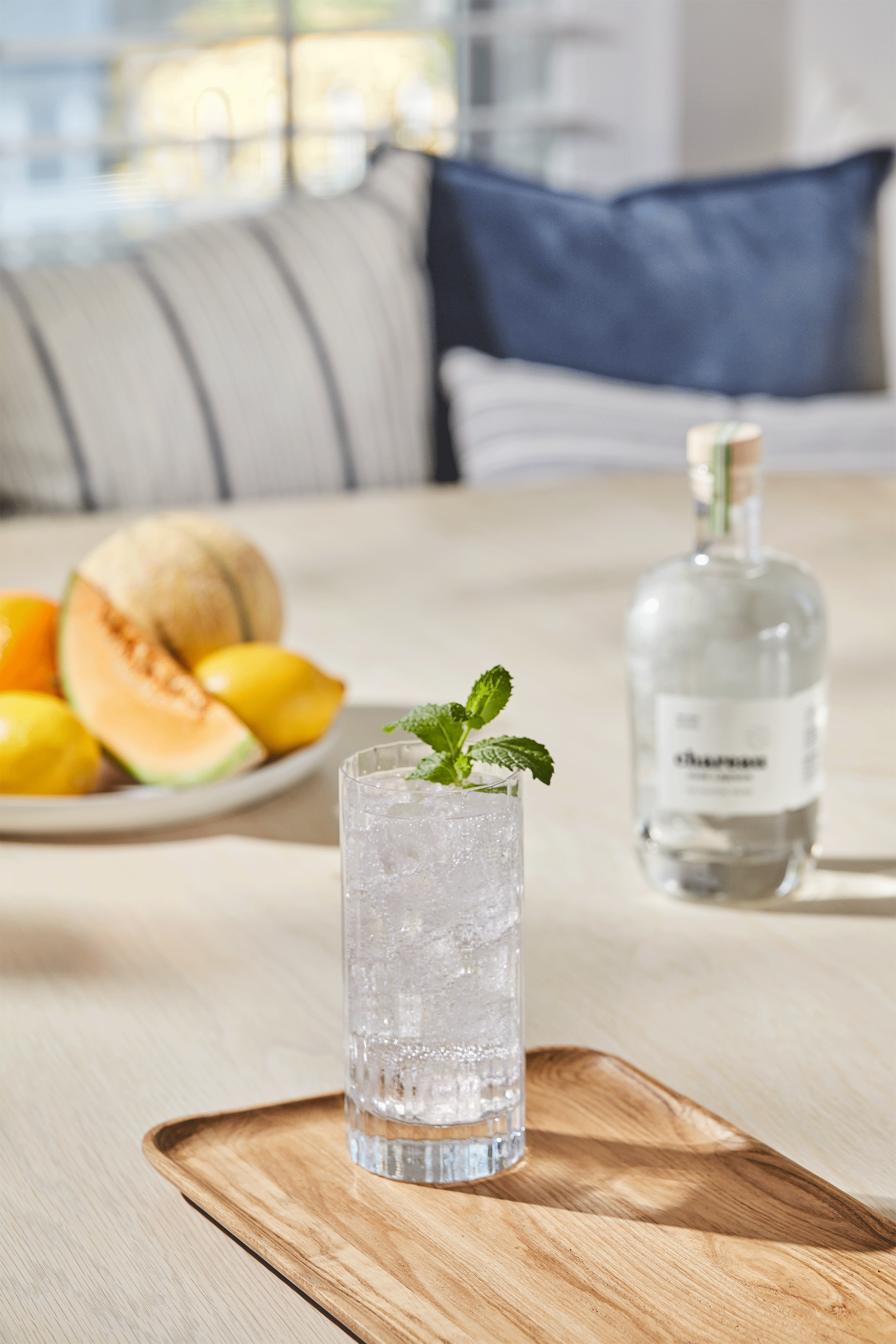 Chareau-Lifestyle-GIF-chareausoda-mintgarnish_ALL-FULL.gif