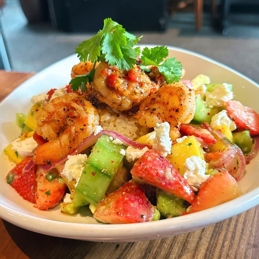 Happy Friday! Celebrate the weekend with our new Tropical Prawn Bowl from our Mother&rsquo;s Day feature sheet. ⁠
⁠
🍓 This Spring-inspired dish is perfect for the season! It features pan seared seasoned prawns on a bed of sticky rice accompanied by 