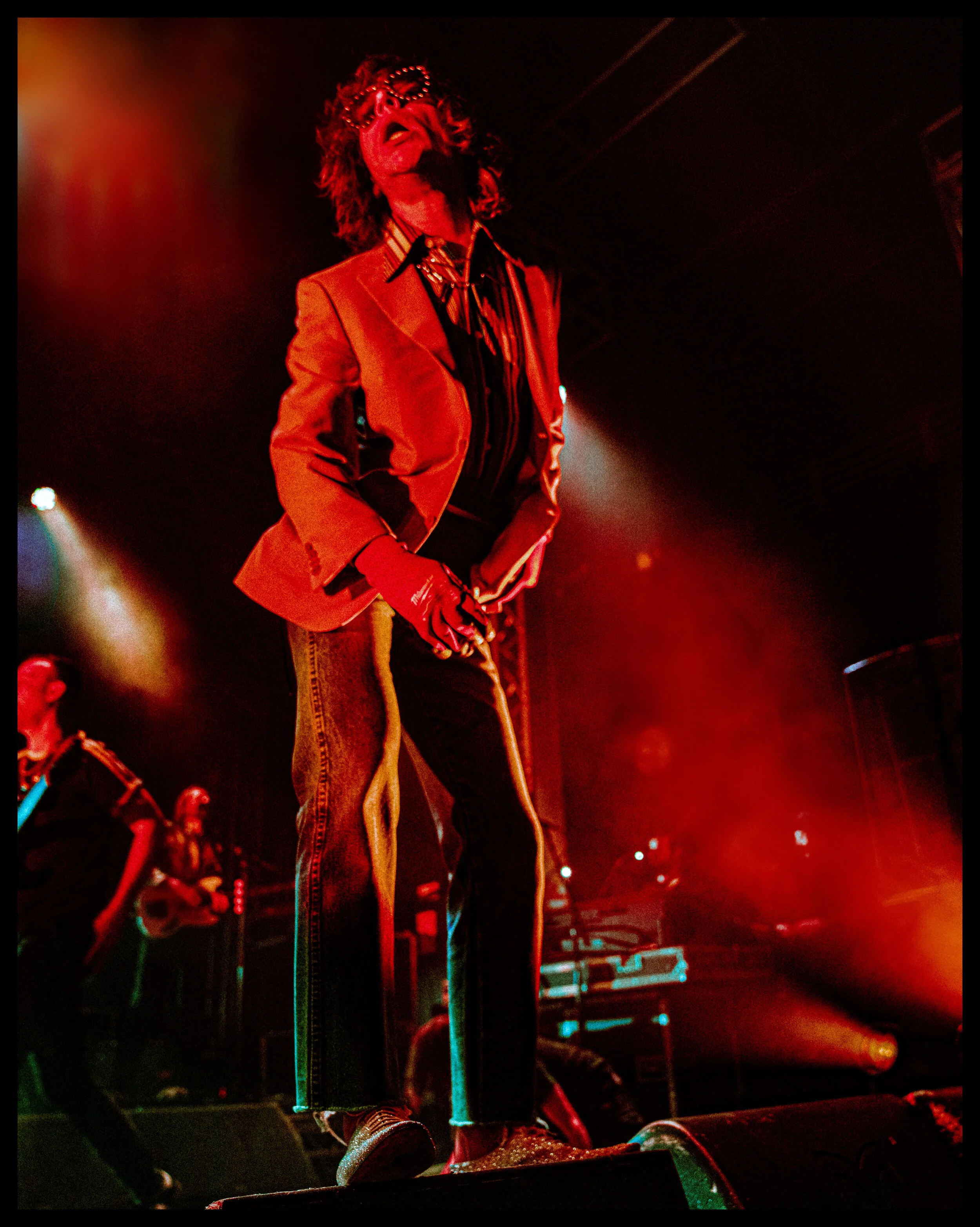 CAGE THE ELEPHANT