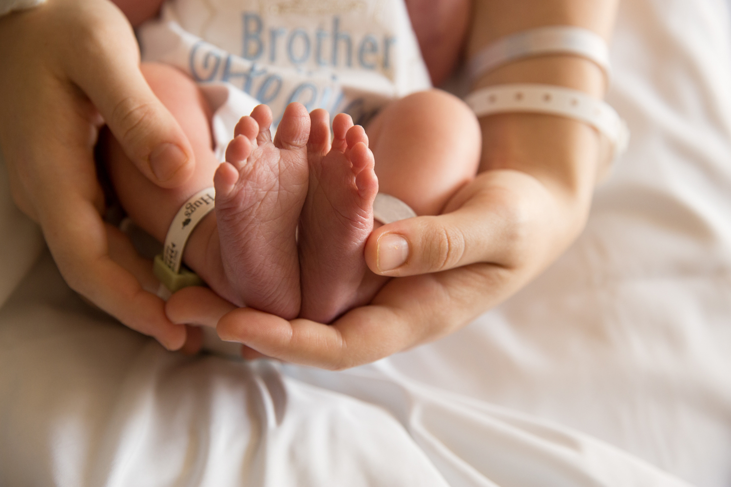 baby-feet-fresh48-newborn.jpg